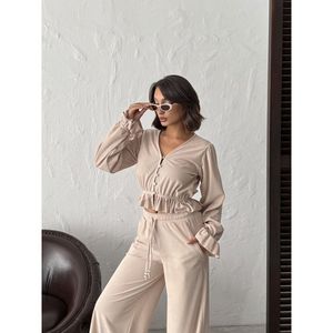 Blusas de Pana para Mujer Topshow, Colección de Camisas Elegantes al por Mayor - Product Image 6