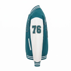 Chaqueta Varsity Vintage con Hombros Caídos, Color Verde Azulado y Blanco, Parche de Corona de Chenilla, Manga de Cuero, Personalizada con Letras - Product Image 3