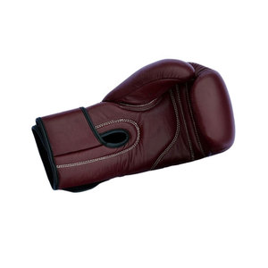 ถุงมือชกมวยที่มีการรองรับข้อมืออย่างมั่นคงและบุอย่างเรียบเนียน พร้อมการบุที่ทนทานและตะเข็บที่แข็งแรง - Product Image 4