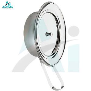 ALMAC Bassin de lit en acier inoxydable de qualité professionnelle utilisé dans les hôpitaux et les maisons de retraite Conception hygiénique avec finition polie lisse - Product Image 2