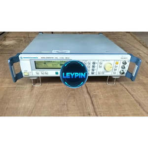 Generador de Señales R&S SML03 de 9 kHz a 3.3 GHz Rohde & Schwarz con Forma de Onda Sinusoidal Usado - Product Image 1