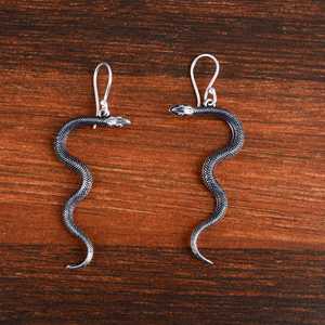 Pendientes de Serpiente de Último Diseño, Joyería Gótica de Latón, Acabado Antiguo, Estilo Boho, Venta al por Mayor/OEM/ODM - Product Image 5