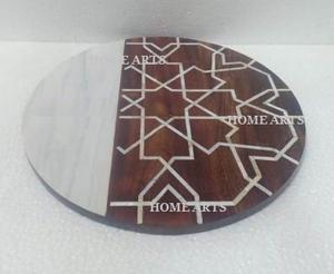 Plateau alimentaire de forme ronde de meilleure qualité Plateau de service à dessert en marbre et en bois MOP du fabricant en Inde - Product Image 4