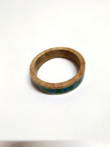 Joyería de mano de gama alta de lujo ligera exagerada a la moda de resina de madera geométrica Irregular - Product Image 4