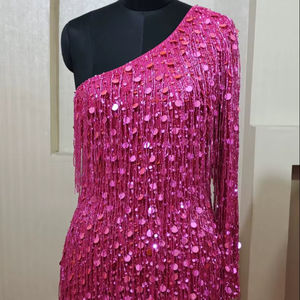 Vestido de Noche Ecológico de Talla Grande, Largo hasta el Suelo, Corte en A, Cuello en V, con Cuentas - Product Image 1