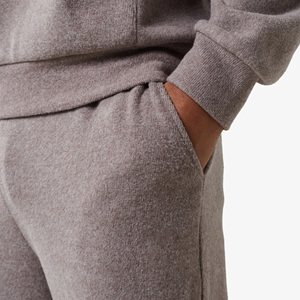 Prix de gros, sur mesure, OEM, vêtements d'entraînement unisexes élégants, coupe ajustée, vêtements d'hiver avec fermeture éclair robuste, respirants, survêtements pour hommes - Product Image 2