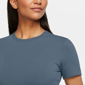 Top corto para mujer, camisa recortada lisa, camisetas de talla Regular de calidad Premium, superventas, camisetas cortas sostenibles para mujer - Product Image 1
