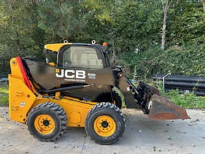 รถตักล้อยาง JCB รุ่น 205 Eco Power Boom ดีเซล สีเหลือง พร้อมชิ้นส่วนเครื่องยนต์หลัก - Product Image 4