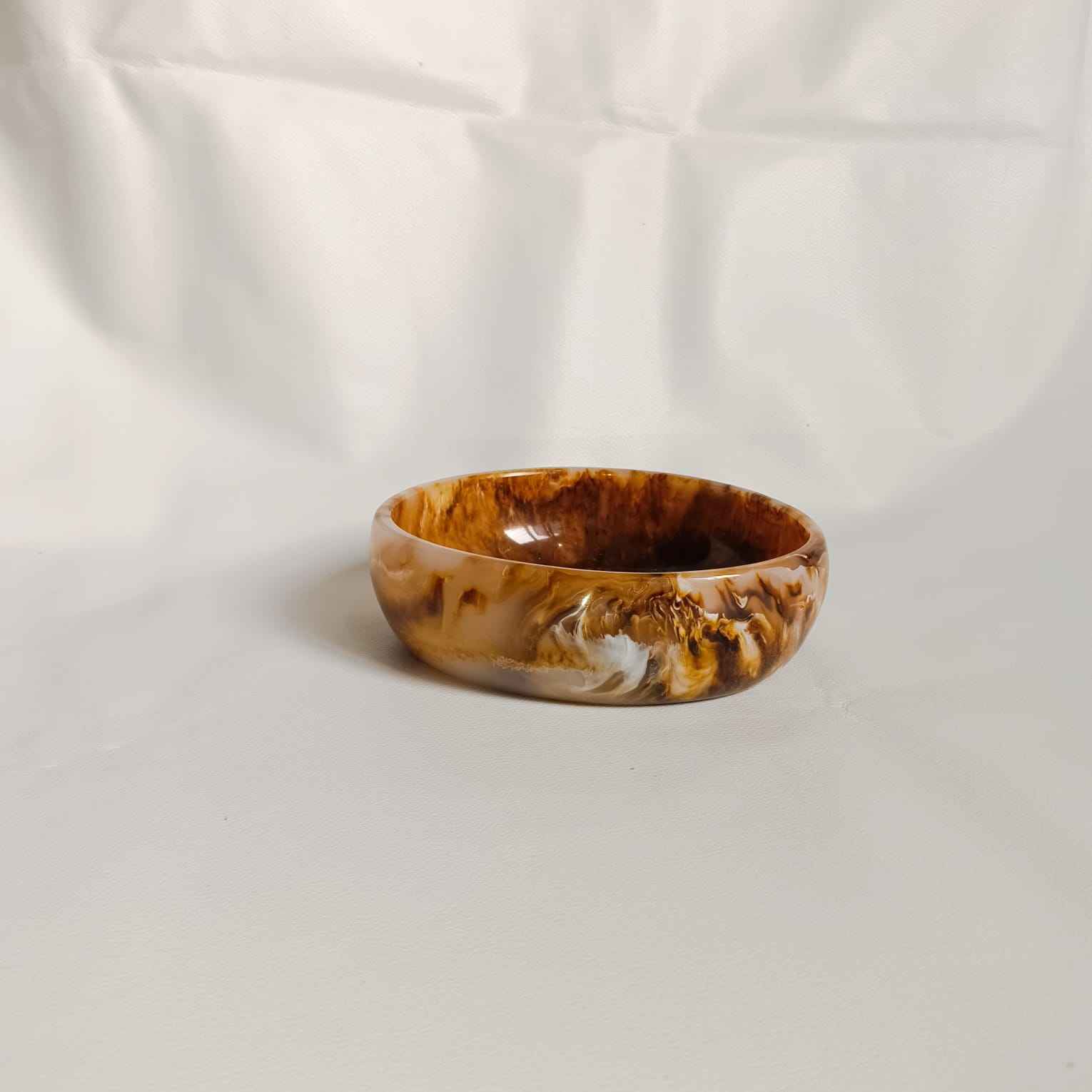 สีน้ำตาล