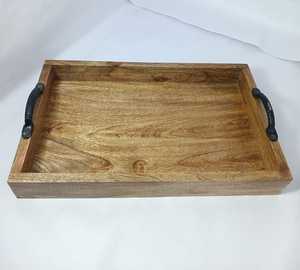 Bandeja DE SERVICIO DE MADERA personalizable hecha a mano con acabado pulido apto para lavavajillas y microondas para decoración del hogar Uso de mesa de centro - Product Image 4