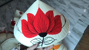 WHOLESALE Vietnamese Conical Hats - Palm <b>Leaf</b> Conical Hats - NON LA VIET NAM - Product Image 3