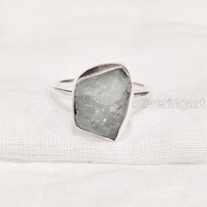 Anillo de Plata de Ley 925 con Piedra Natural de Aguamarina en Bruto para Mujer, Joyería de Piedra Natural, Anillo Liso con Gema Natural, Piedra de Nacimiento de Marzo, Regalo de Navidad - Product Image 1