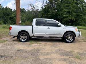Precio bajo, Nissan Titan SV 2012, auto usado en venta - Product Image 5