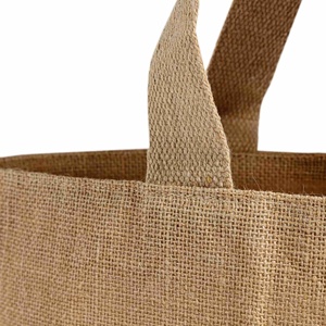 Medium Versatile Jute Tote with Solid Color Pattern - Product Image 6