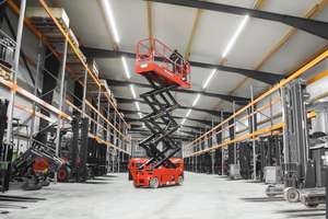 Plataforma elevadora eléctrica tipo tijera "SlimLine" - hasta 16 m de altura - Product Image 2