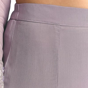 Venta al por mayor de traje lavanda Chinon Kurta Sharara con Moti Work para fiesta de boda, recepción festiva y pedidos étnicos personalizados - Product Image 6