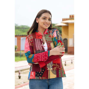 Chaqueta de Seda Roja Reversible con Botones Decorativos, Acolchada y Bordada con Logotipo Personalizado, Relleno de Algodón para Invierno, Chaqueta Corta para Otoño y Primavera - Product Image 1