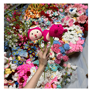 Flor de Ganchillo Hecha a Mano, Flor Tejida con Hilo para Decoración del Hogar, Embalaje de Regalos, Exhibición de Ramos y Suministros de Manualidades, Vietnam - Product Image 3