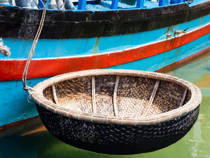 เรือไม้ไผ่เวียดนามแบบดั้งเดิมเรือยอชท์กีฬาดีไซน์วงกลมสำหรับล่องลอยสำหรับตกปลา & ท่องเที่ยว - Product Image 6