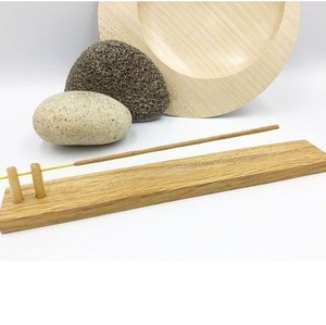Porte-encens en bois carré fait à la main avec centre sculpté en bois naturel bâton d'encens brûleur plateau encens décoratif minimaliste - Product Image 4