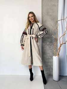 Robe en lin brodée Ukraine noire faite à la main Style Vishivanka avec des détails de chemise brodés traditionnels pour les femmes - Product Image 4