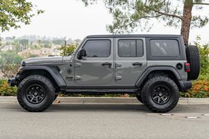 จี๊ป แรงเลอร์ อันลิมิเต็ด สปอร์ต 4x4 3.6 ลิตร V6 ขับเคลื่อน 4 ล้อ ปี 2020 - Product Image 5