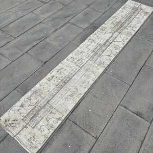 พรมขนาด 1.5x8.7 ฟุต, พรมวินเทจแบบ Runner, พรมลายตะวันออกสีเทา - Product Image 2