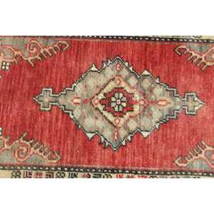 Tapis vintage 1,7 x 3,1 pieds, tapis turc, tapis oriental rouge en laine - Product Image 5