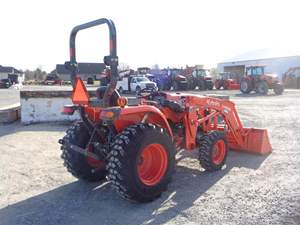 รถแทรกเตอร์ L3902HST 2023 Kubota ใช้แล้วใหม่ - Product Image 4