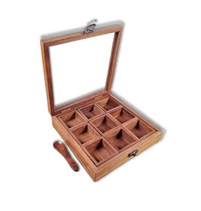 Boîte à épices ronde en bois gravée à la main 6 conteneurs Masala Dabba bocaux de stockage pour la cuisine conteneur en bois indien - Product Image 3