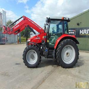 Tracteur Massey Ferguson 5713 Acheter maintenant Qualité supérieure Livraison rapide Parfait pour l'agriculture Vente en gros de machines robustes - Product Image 3