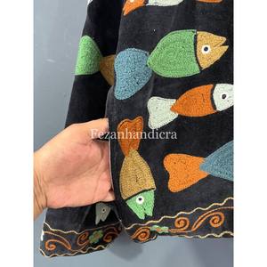 Veste matelassée unisexe automne-hiver, broderie de poisson, tissu en velours Suzani fait main, traitement tricoté, coton, tenue décontractée pour les fêtes - Product Image 5