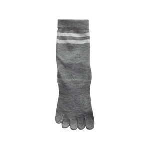 High Quality Five <b>Toe</b> Grip <b>Socks</b> Breathable Cotton Custom ODM Sports Yoga Pilates <b>Sock</b> Wholesale Vietnam Factory Wholesale - Product Image 2