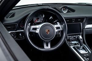 Porsche 911 Carrera 4S Cabriolet 2016 Impecable - Product Image 3