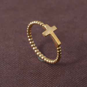 Anillo Cruzado Minimalista de Latón para Mujer, Chapado en Oro de 18k, con Cuentas, Joyería Religiosa, Venta al por Mayor - Product Image 3