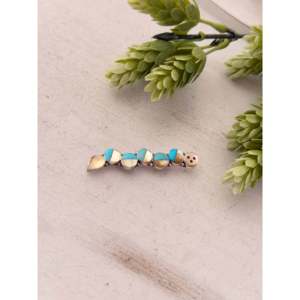 Broche de Oruga Hecho a Mano en Zuni con Múltiples Piedras y Plata de Ley - Product Image 3