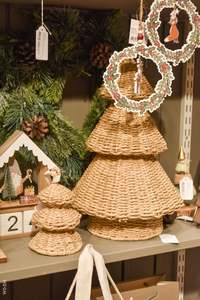 Árbol de Navidad de Ratán Natural Hecho a Mano, Adorno Ecológico para Mesa, Decoración Navideña y del Hogar - Product Image 2