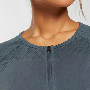 2024 camisetas cortas de gran tamaño deportivas personalizadas para mujer, ropa recortada en blanco sólido con estampado de verano, suministro al por mayor para mujer - Product Image 5