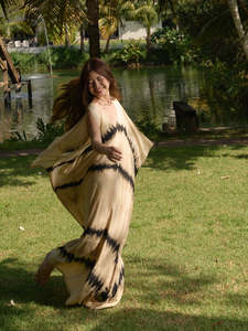 ชุดคาฟตันสำหรับผู้หญิงชุดชายหาดขนาดใหญ่พิเศษของผู้หญิงสไตล์กอธิคสูง2025ชุดว่ายน้ำโปร่งแสงปกคลุมชายหาดรีสอร์ทธรรมชาติขายส่ง - Product Image 5