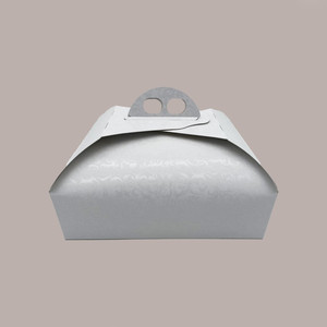 Boîte à gâteaux en carton damassé blanc personnalisable 5 pièces PET 39x39H7cm brillant/mat stratification gaufrage différent pour l'emballage de gâteau - Product Image 1
