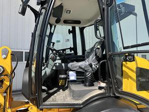 2024 J/<span class=keywords><strong>C</strong></span>/B 409 AGRI Wheel Loader <span class=keywords><strong>a</strong></span> Used Kubota Engine-traktor dengan komponen kunci seperti Gearbox pompa PLC