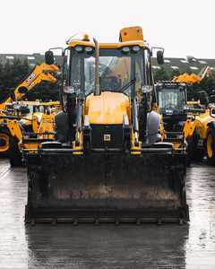 Chargeur frontal compact multifonctionnel d'occasion JCB 3CX avec pompe hydraulique Moog, composants essentiels, moteur et roulement - Product Image 2