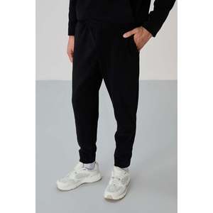 ชุดวอร์มผ้าฟลีซน้ำหนักเบาสำหรับผู้ชาย รุ่น 85226 ยี่ห้อแครอล - Product Image 4