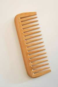 ¡Peine de bambú de 15cm estilo clásico de Viet Fargimex, modelo de cuidado de un cabello saludable! - Product Image 5