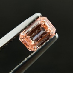 0,62 CT VS Clarity F Color Lab Grown Esmeralda Corte Diamante Anillo de compromiso Corte brillante redondo con certificado IGI - Product Image 2