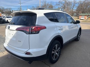 OFERTA PERFECTA: Toyota RAV4 XLE 2017, SUV de 4 Puertas, Transmisión Automática, 6 Cilindros, Asientos de Cuero - Product Image 6