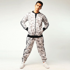 ชุดวอร์มออกกำลังกายผู้ชายแบบกำหนดเองสำหรับฤดูหนาวปี 2026 พร้อมโลโก้ ชุดกีฬาและชุดออกกำลังกายส่วนบุคคล - Product Image 1