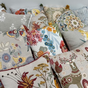 Fundas de Cojín Bloom Nest 100% Algodón Ecológico, con Bordado Floral Moderno, Diseños Navideños para el Hogar - Product Image 2
