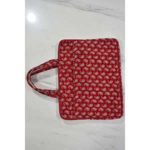 Maletín para portátil de algodón con estampado paisley rojo, hecho a mano, de 16 pulgadas, estilo clásico, suave, seguro y sostenible, de la marca Bohamin. - Product Image 3