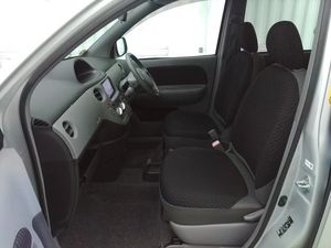 Toyota Sienta Wagon - Product Image 3